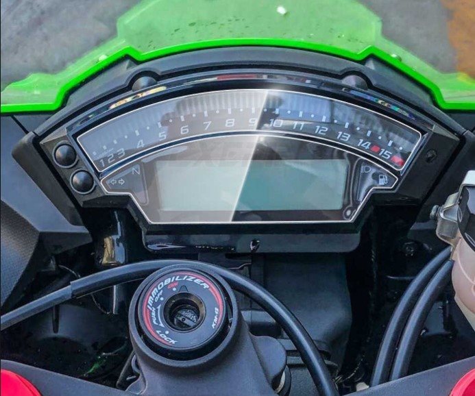 Védőfólia M-Style védőfólia Kawasaki ZX10R 2011-2016 ébresztőórához